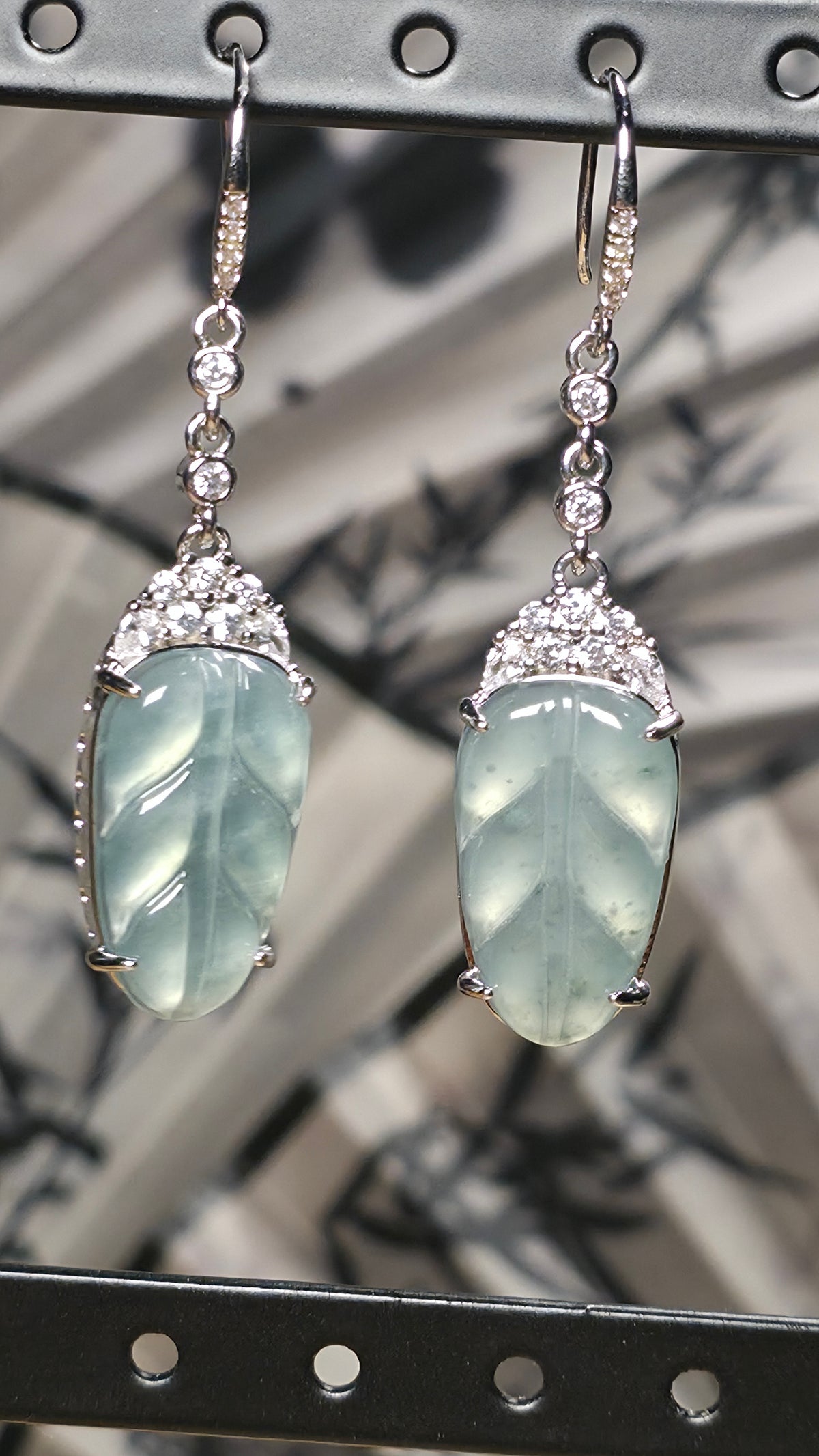 Natural Icy Green Jadeite Jade Carved Leaf Dangle Drop Earrings 925 Silver CZ